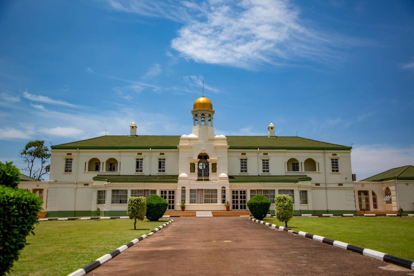 A vibrant Ugandan city and its surroundings.